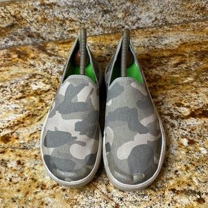 OOFOS OOmg eeZee Limited Women's
Green Camo